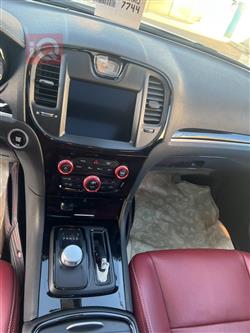 كرايسلر 300
